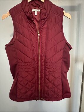 NWOT Maurices Wine Quilted Vest with Gold Hardware